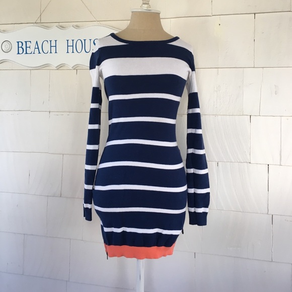 Volcom Quincy Davis Dress - Picture 2 of 8